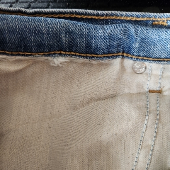 Levi's Womens 414 Relaxed Straight Light Wash Jeans-Size 31 - Picture 8 of 8